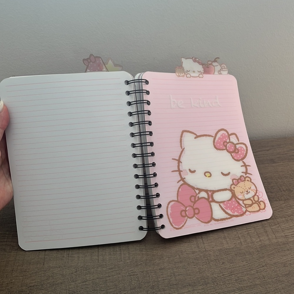 Hello Kitty Journal/ Notebook - Picture 4 of 5